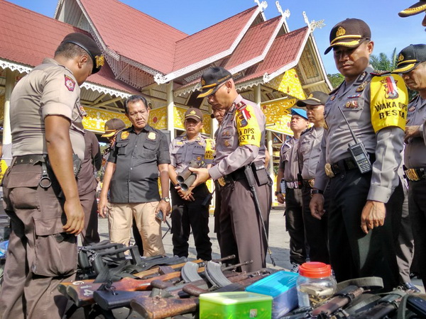 Jelang Pilgubri, Polresta Gelar Peralatan Dinas